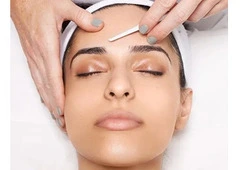 Best service for Dermaplaning in Alderwood
