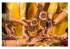 Book Mehndi Artists in Delhi NCR Who Understand Your Style