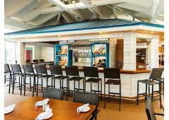 Best Happy Hour Stuart FL – Drinks & Bites!