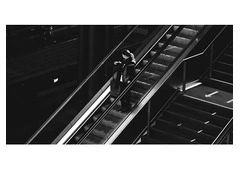 Escalator handrails suppliers