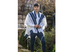 Discover Masculine Elegance and Devotion with Men's Tallit