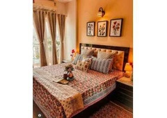 Buy a 3BHK Low-Rise Apartment (Builder Floor) in Noida.