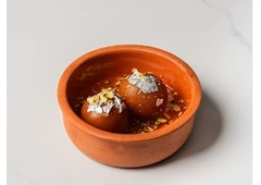 Enjoy Delicious Indian Food at Chopras Indian Restaurant